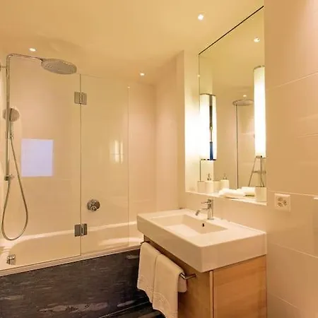 Au Giuliani Apartment